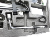 Mercedes S212 W212 E300h 13-16 Original Bordwerkzeugschale und Wagenheber Mercedes S212 W212 E300h 13-16 26.06.2013... Vorschau 6