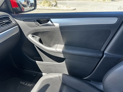 image 12 of interior