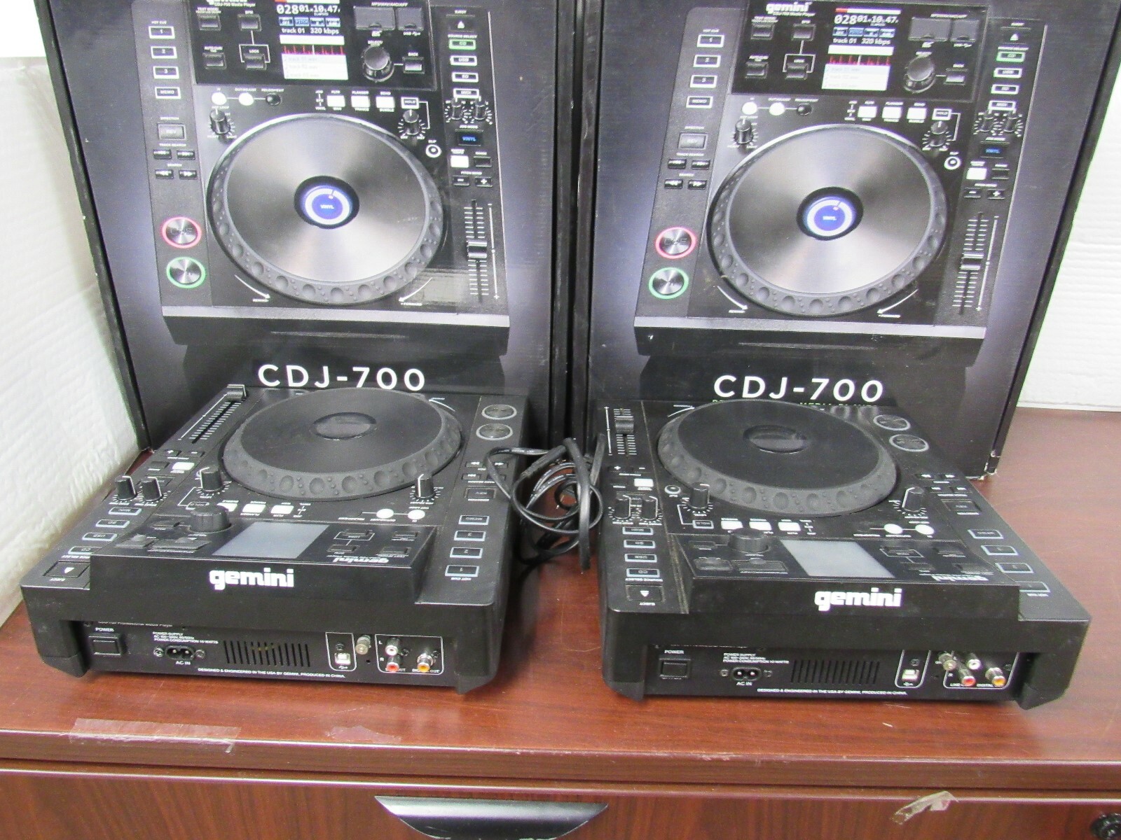 2 Gemini CDJ-700 DJ Controller with power cord [18e]
