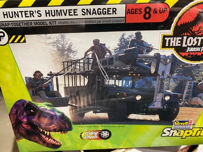 Revell/Monogram 1:25 The Lost World Jurassic Park Hunter's Humvee Snagger MISB