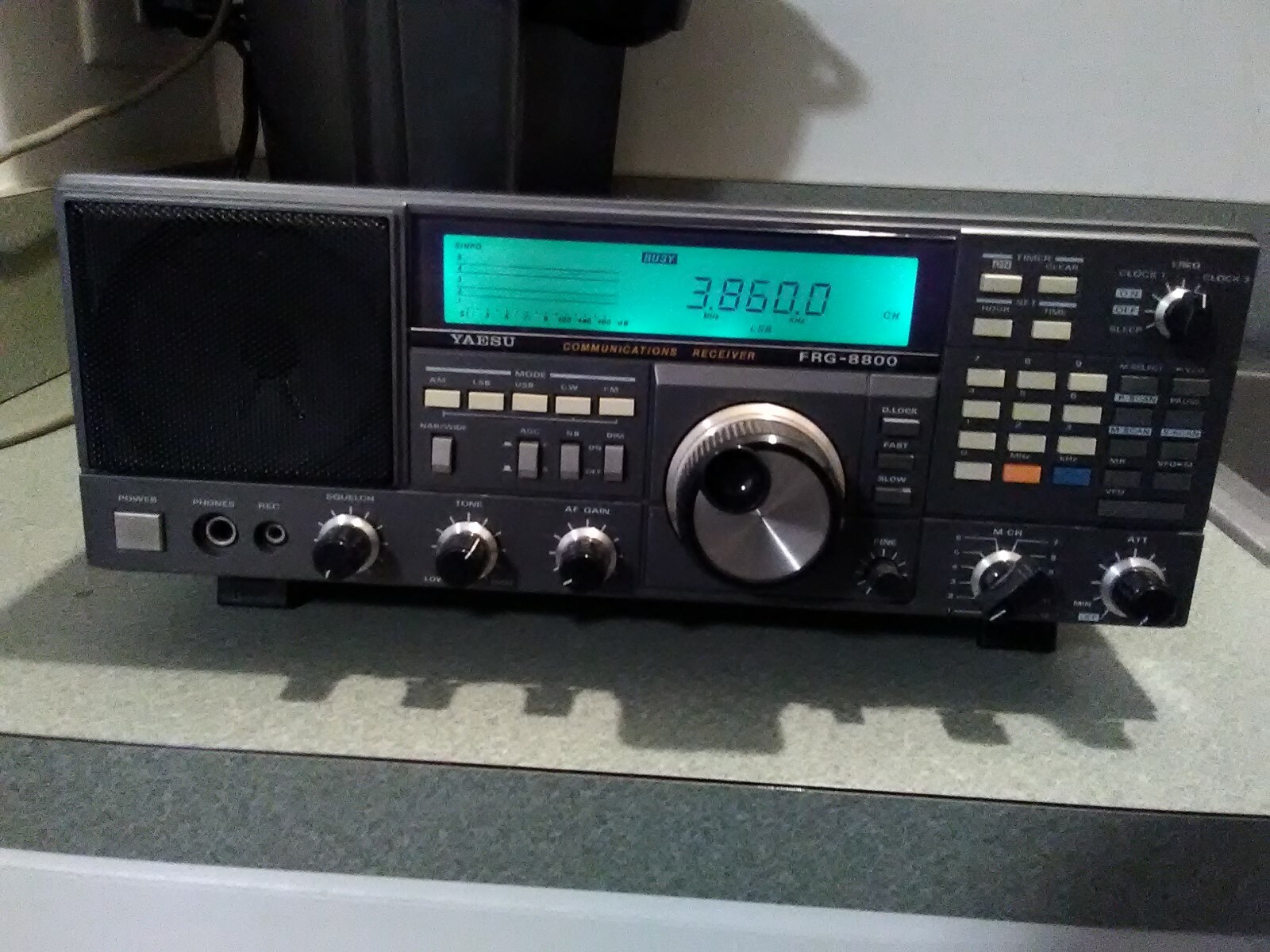 YAESU FRG-8800 COMMUNICATIONS RECEIVER