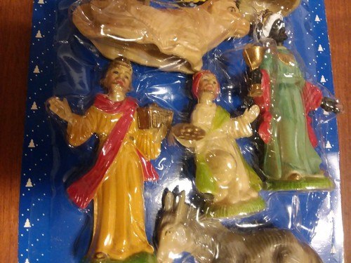 Miniature Nativity Set 8-pc Scene Plastic Jesus Mary Joseph Wise Men