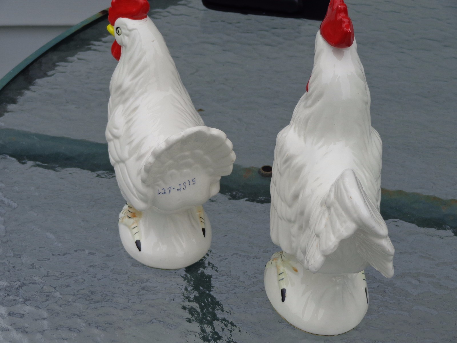VINTAGE PAIR WHITE CERAMIC ROOSTERS