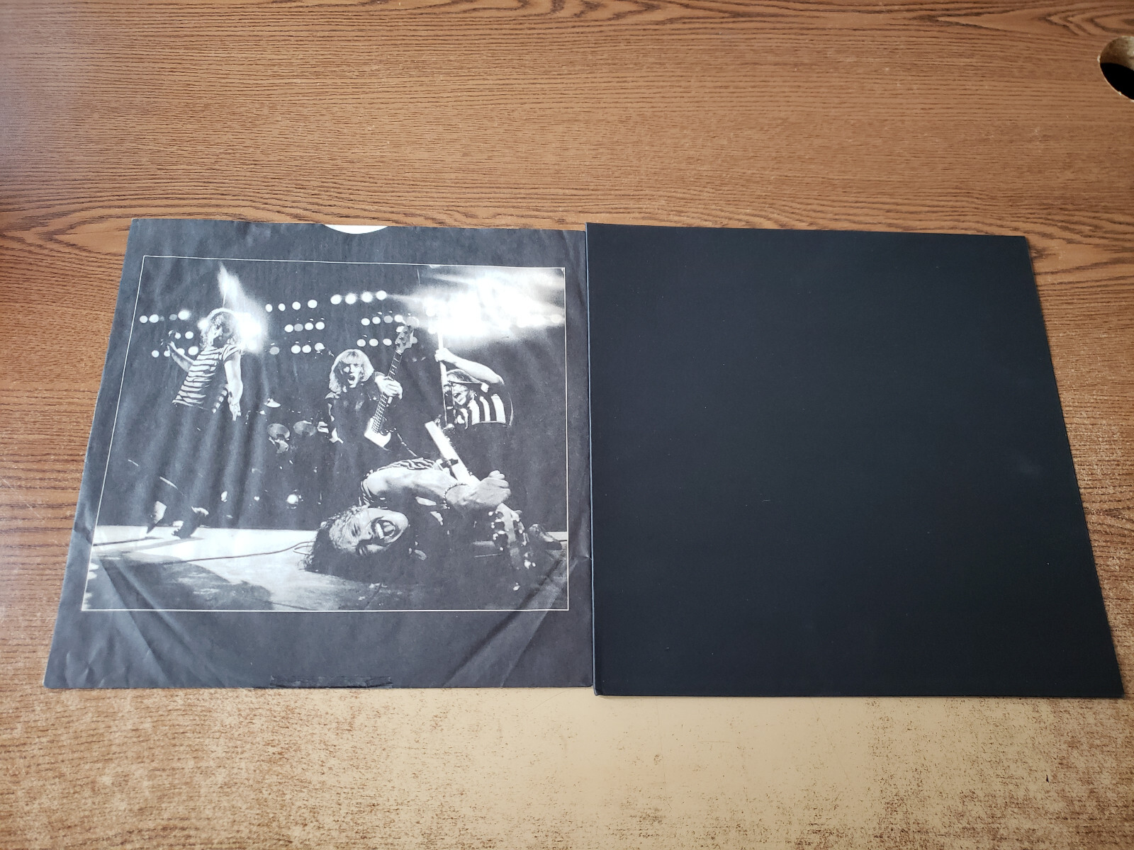 1970s VG++ Scorpions – Blackout & NEW BLACK COVER 4039 LP33
