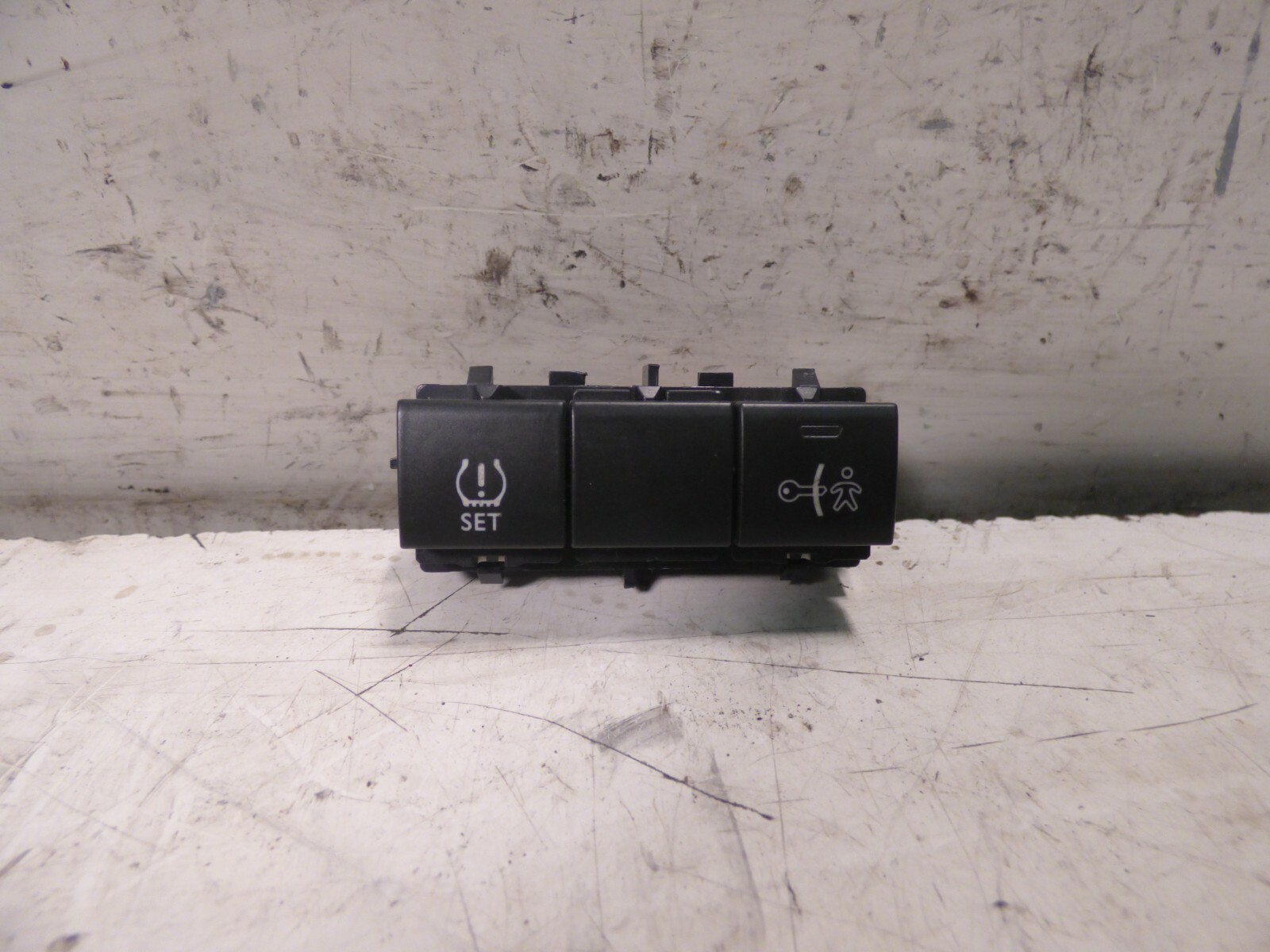 interruttore park assist PEUGEOT 208 I 2015 980299312