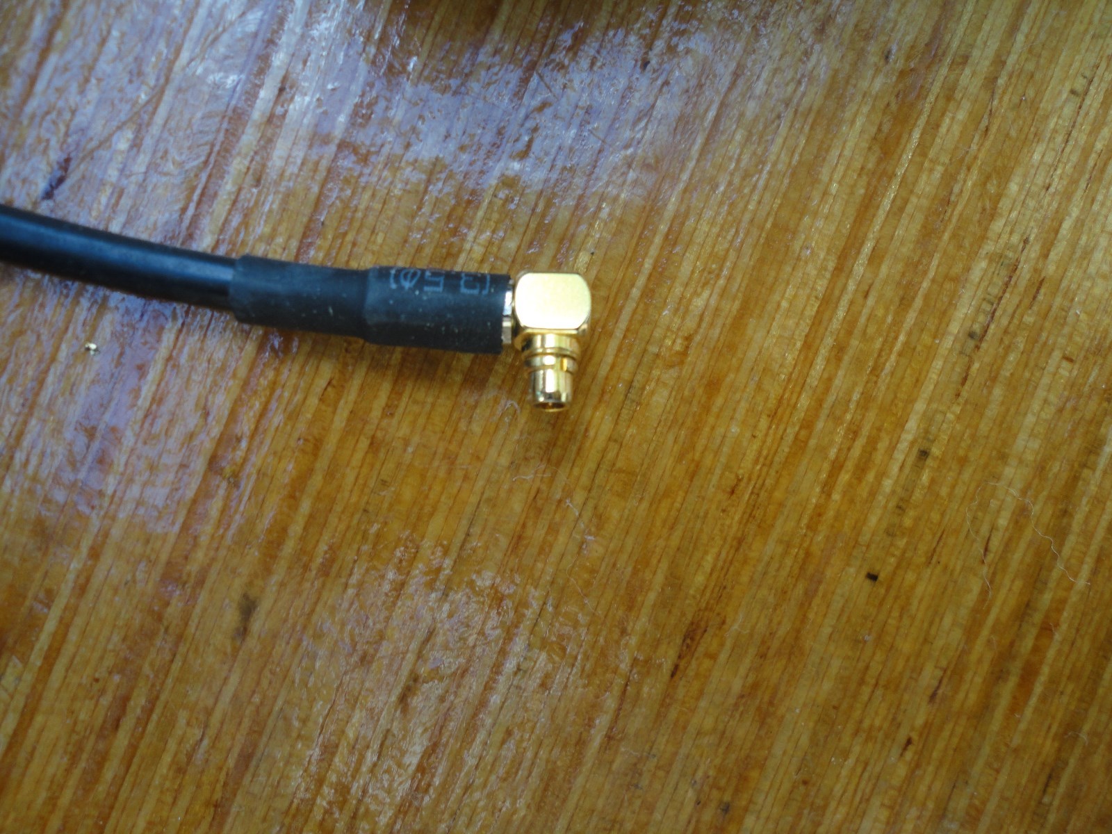 NEW  GPS  Antenna 1575.42MHZ