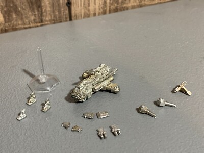 A16789 EPIC WARHAMMER 40K SPACE MARINES METAL THUNDERHAWK GUNSHP + BITS GW