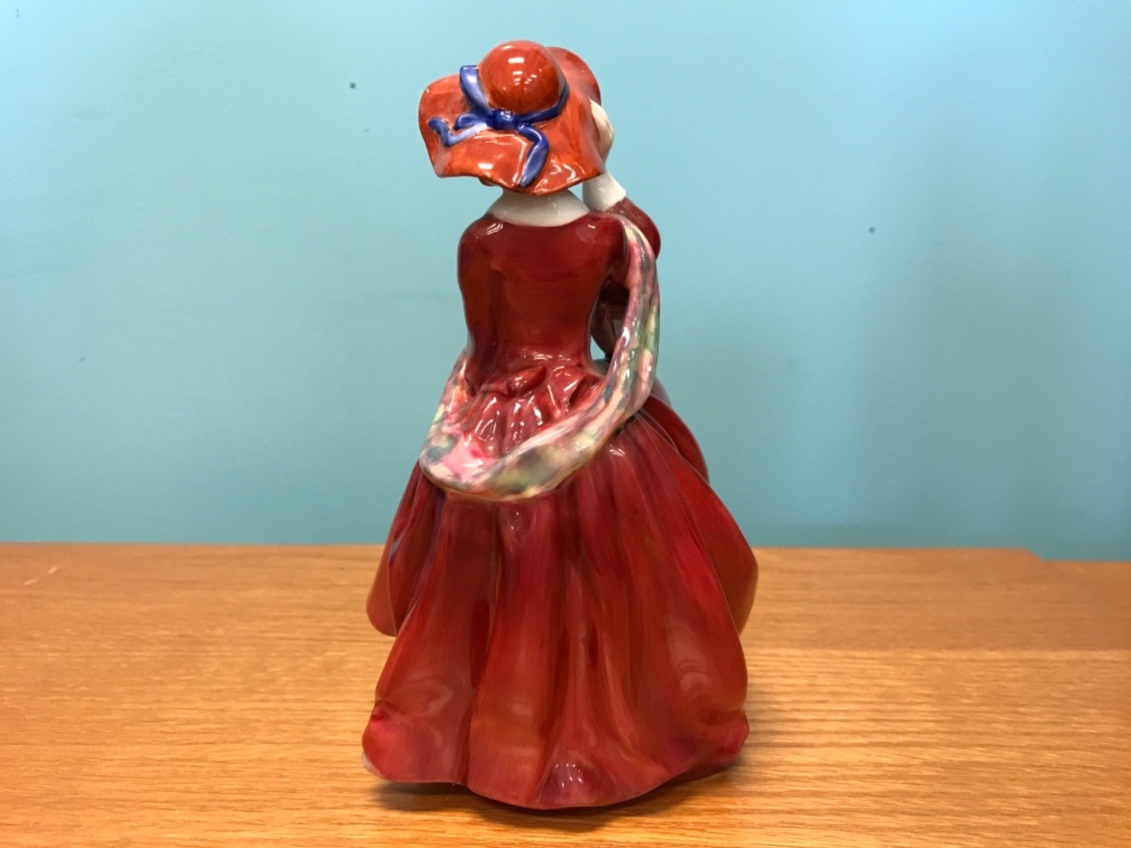 Royal Doulton “ Top o the hill “ HN1834 signed H F