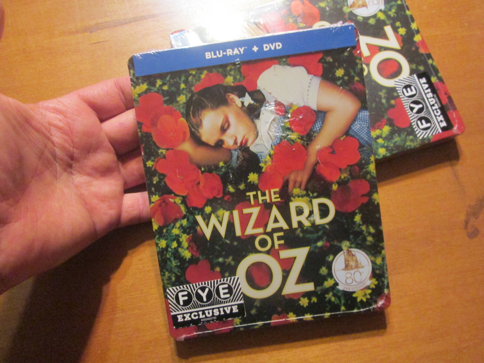 THE WIZARD OF OZ BLU RAY + DVD SteelBook Edition Anniversary EXCLUSIVE READ | eBay THE WIZARD OF OZ BLU RAY + DVD SteelBook Edition Anniversary EXCLUSIVE READ | eBay