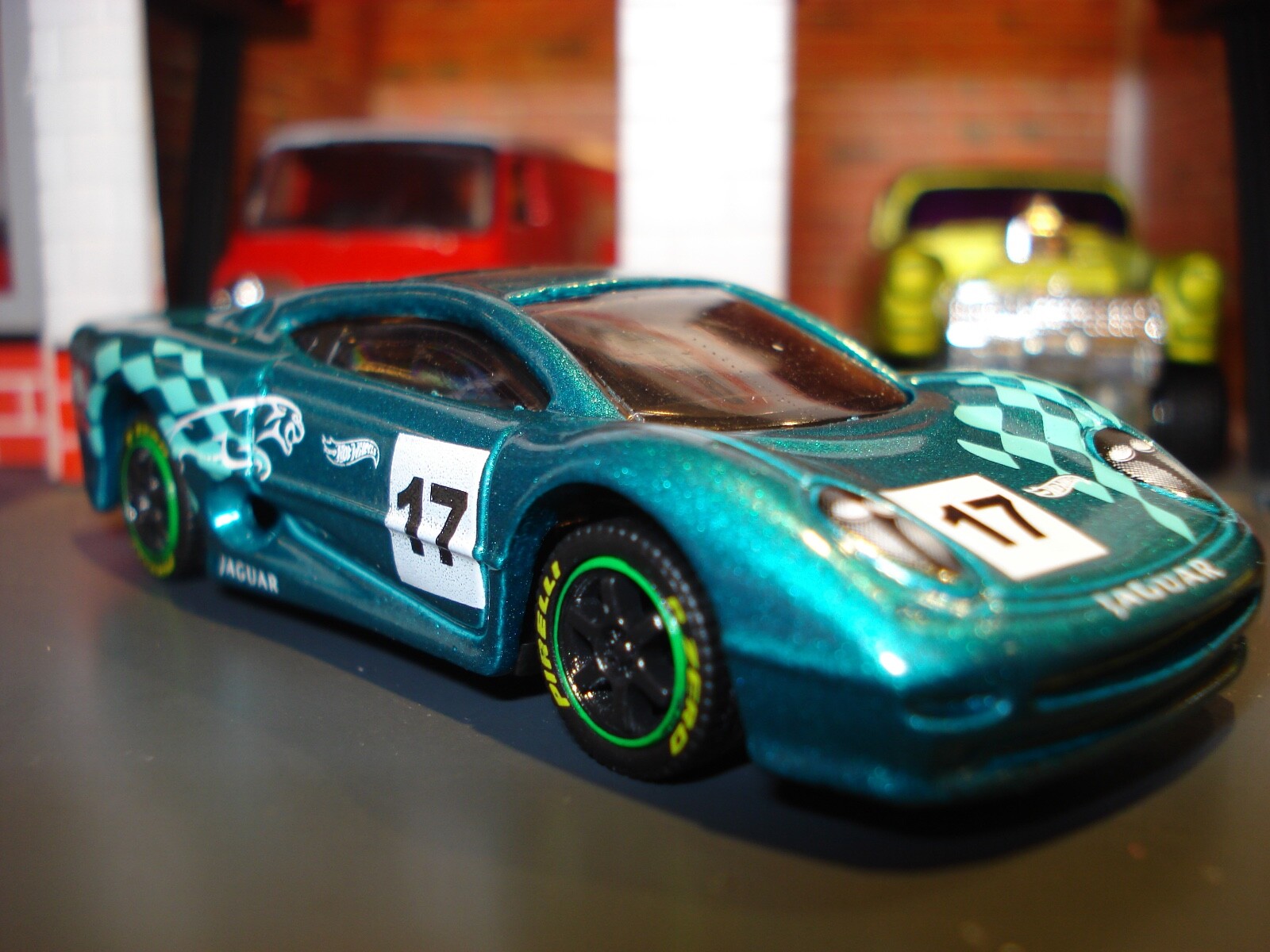 Jaguar XJ220 Wheel4本セット　正規価格1本分以下‼️ Jaguar XJ220 1999 X-Ray Cruiser Series 4 of 4 Hot Wheels 1