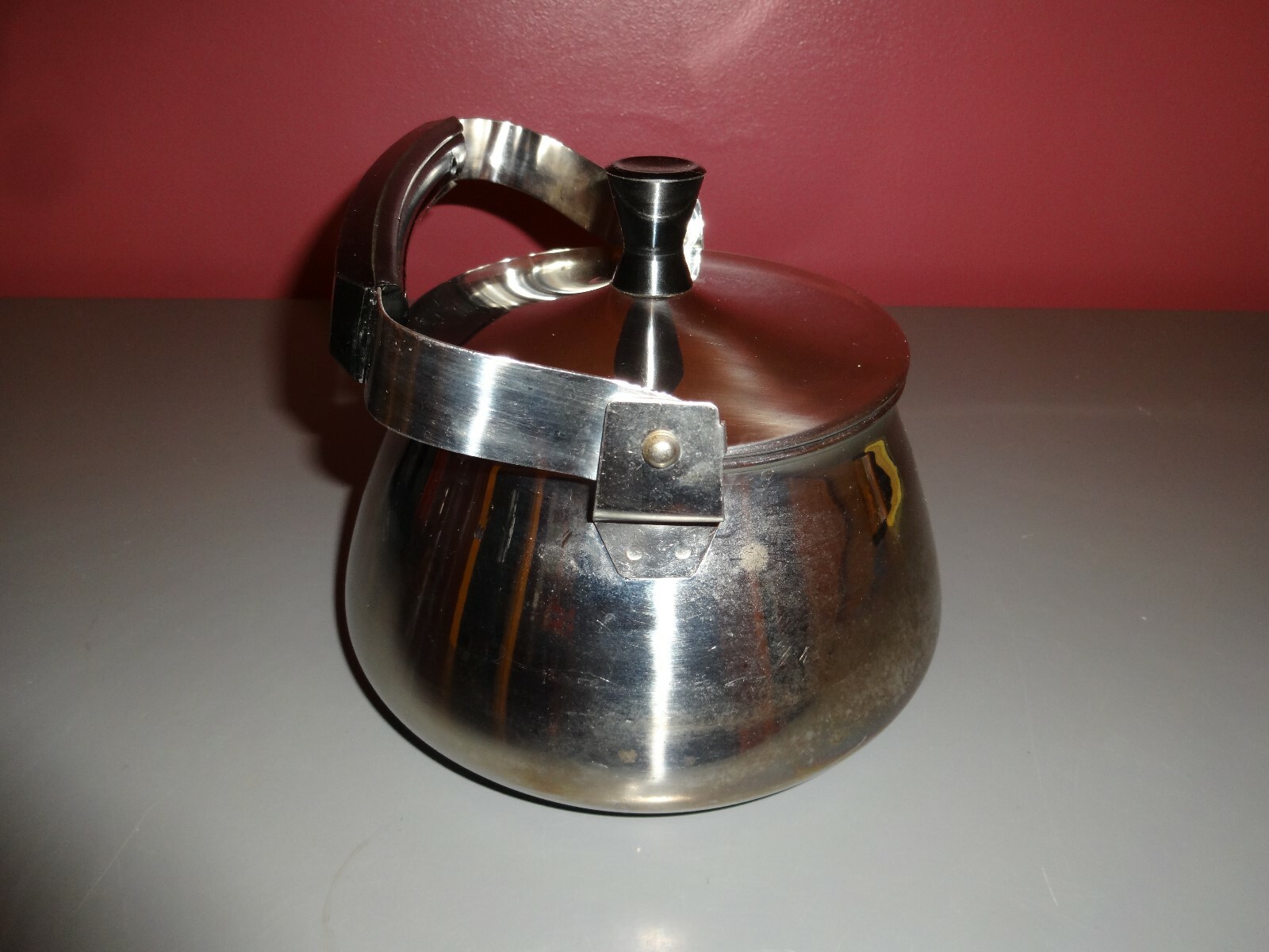 Vintage 18/8 Stainless Steel Lidded Tea/Coffee Pot, 8 Cup, Made in Korea