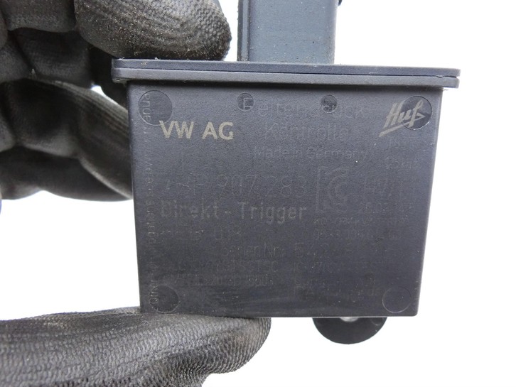 Porsche Cayenne 92A Turbo S Steuergerät ECU Modul Reifendruckkontrolle Direkt-Trigger Links Hinten Porsche Cayenne... Vorschau 2