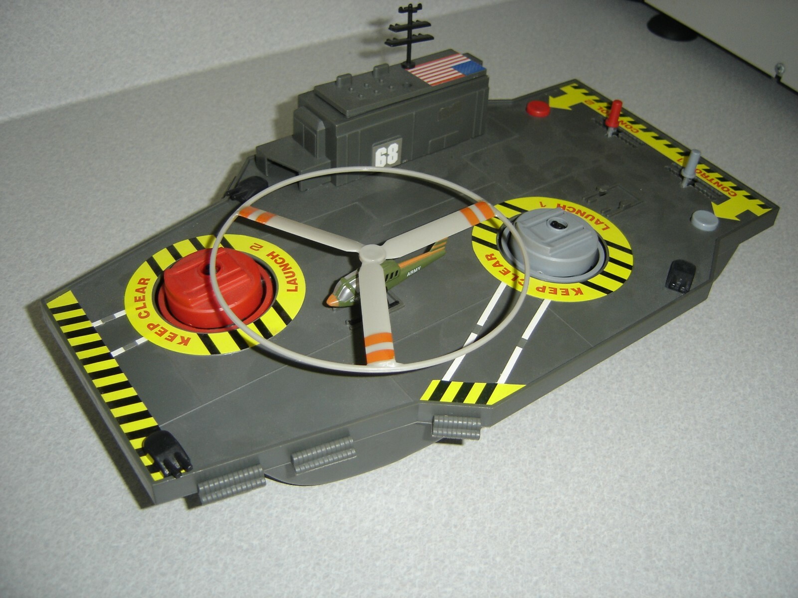 Vintage Helicopter Aircraft Carrier Excellent Condition & Works!