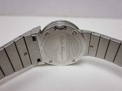 Pre-owned Ferragamo Women F70sbq9999i S099 Gancino Black Diamond Dial Steel Bracelet Watch In Silver