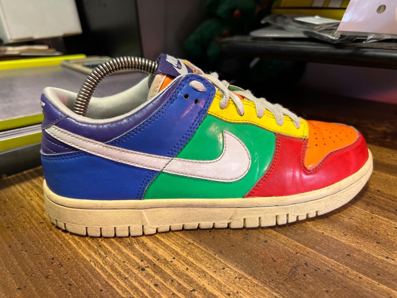 Vintage 2008 Nike™ Dunk Low RAINBOW GS Shoes 306339-811 Vintage 2008 Nike™ Dunk Low RAINBOW GS Shoes 306339-811