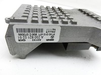 Mercedes W211 E200 02-06 Widerstand Gebläse Lüfter Mercedes W211 E200 02-06 27.02.2003 A2308210251 9140010471 gebraucht Vorschau 5