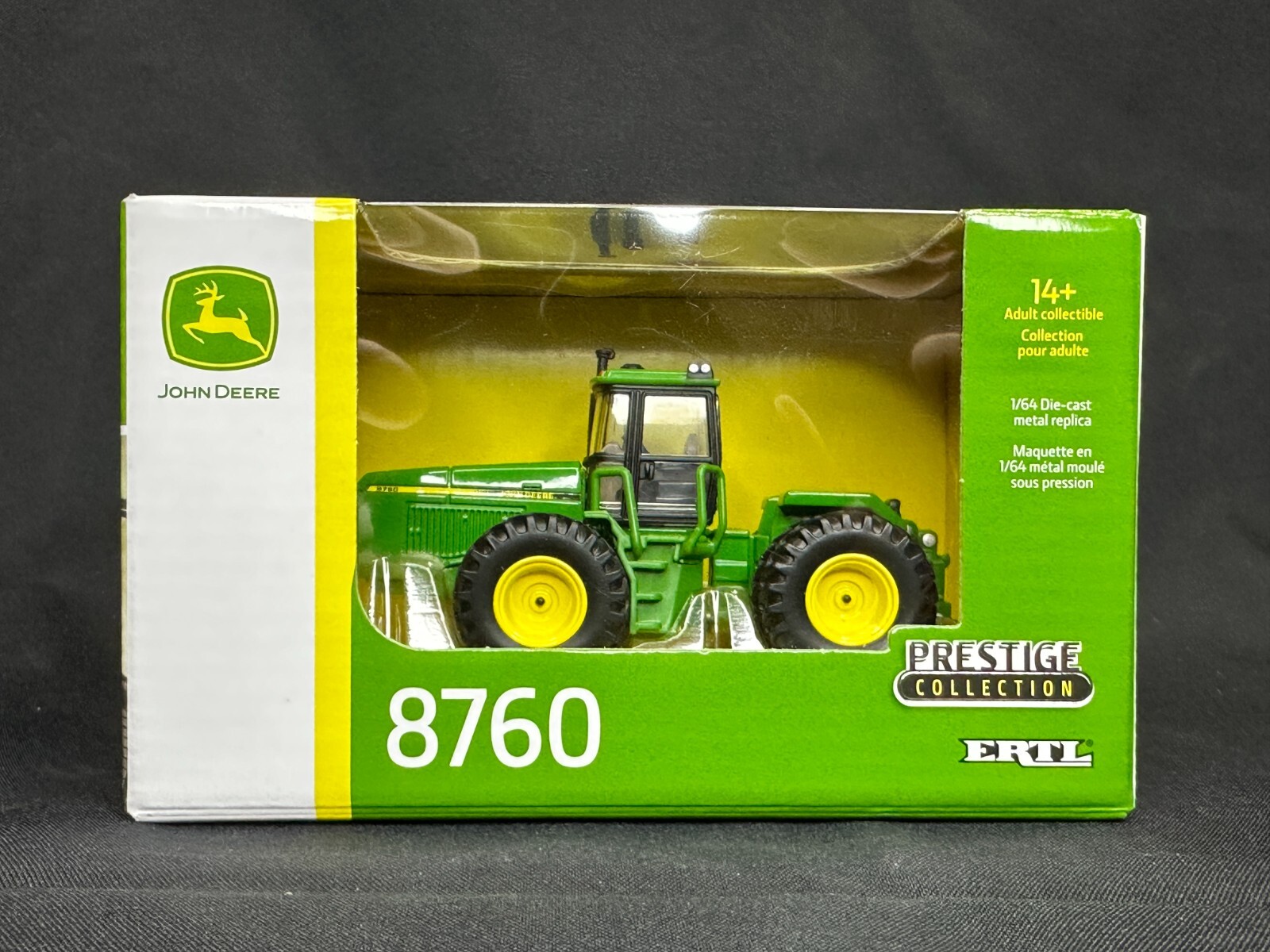 レア John Deere ストラップ 非売品 John Deere JD5739 Label, Trademark, Leaping Deer | RDO