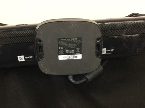 XBOX 360 Kinect Sensor Model 1414 FOR PARTS NOT WORKING