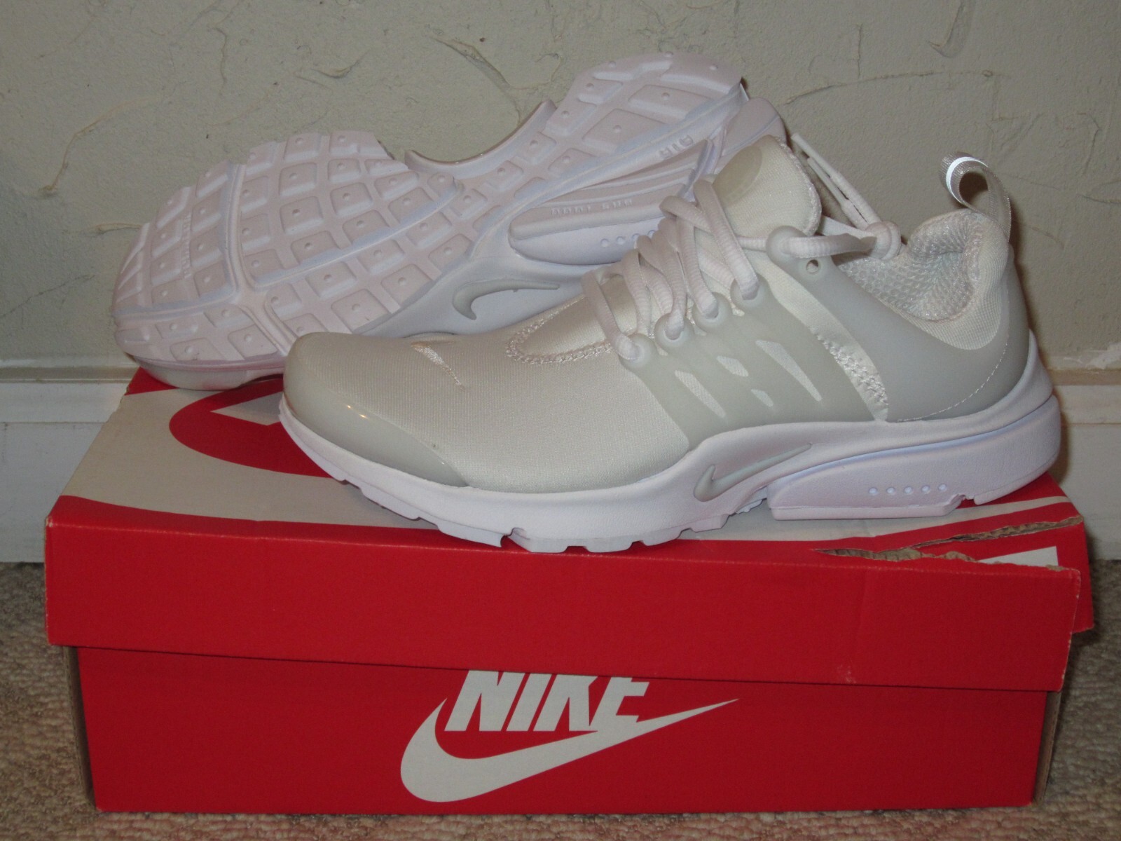 air presto essential triple white