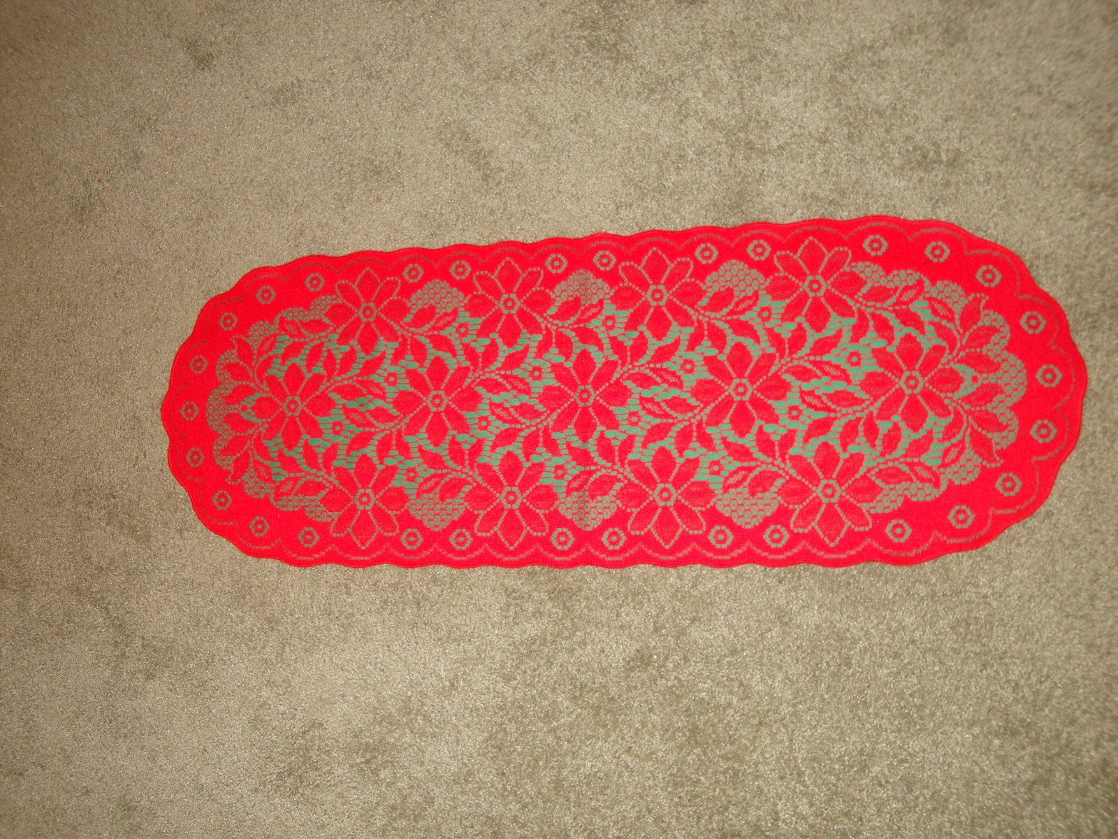 Red& Green Lace Regency table runner 36 x 14