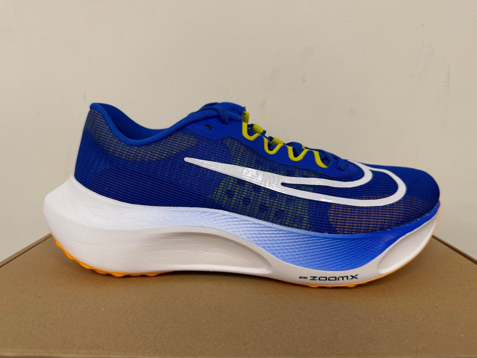 Nike Zoom Fly 5 ブラック/ゴールド サイズ25.0cm Nike Zoom Fly 5 - Black/Mtlc Gold Grain-Sail - Mens Shoes |