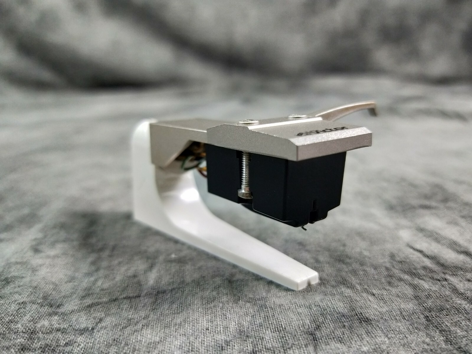 廃盤名機 GOLDBUG Medusa ヘッドシェル付 高音質MMカートリッジ Goldbug Medusa MC Cartridge W/ Victor Headshell in excellent