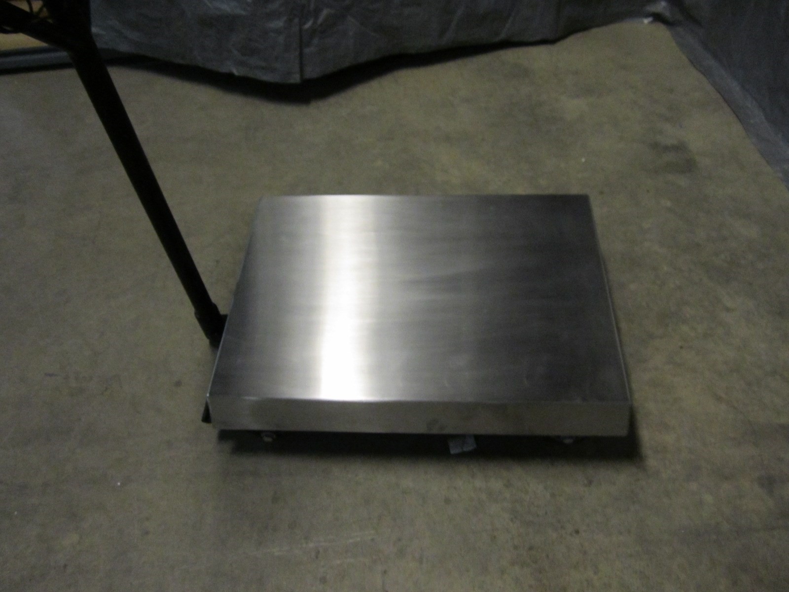 Ohaus D31P30BR Defender 3000 Digital Bench Scales 30kg/60Lb Capacity