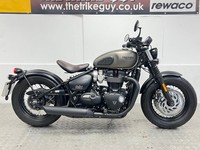 2020 Triumph Bonneville Bobber - 2400 Miles 