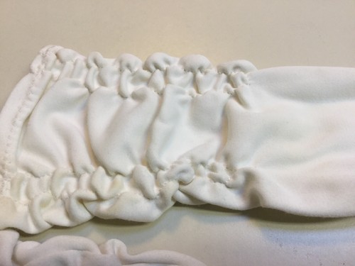 Vintage ladies gloves white shirred beautiful elegant one size