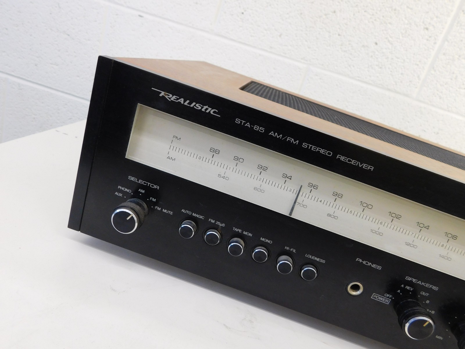 Realistic STA-85 Vintage Stereo Receiver Tested!!