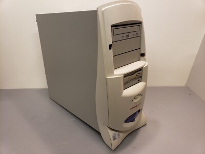 Vintage Compaq Presario CM1001 Tower Computer Intel Celeron 500MHz 96MB Zip100