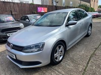 2011 Volkswagen Jetta 2.0 TDI SE Euro 5 4dr SALOON Diesel Manual