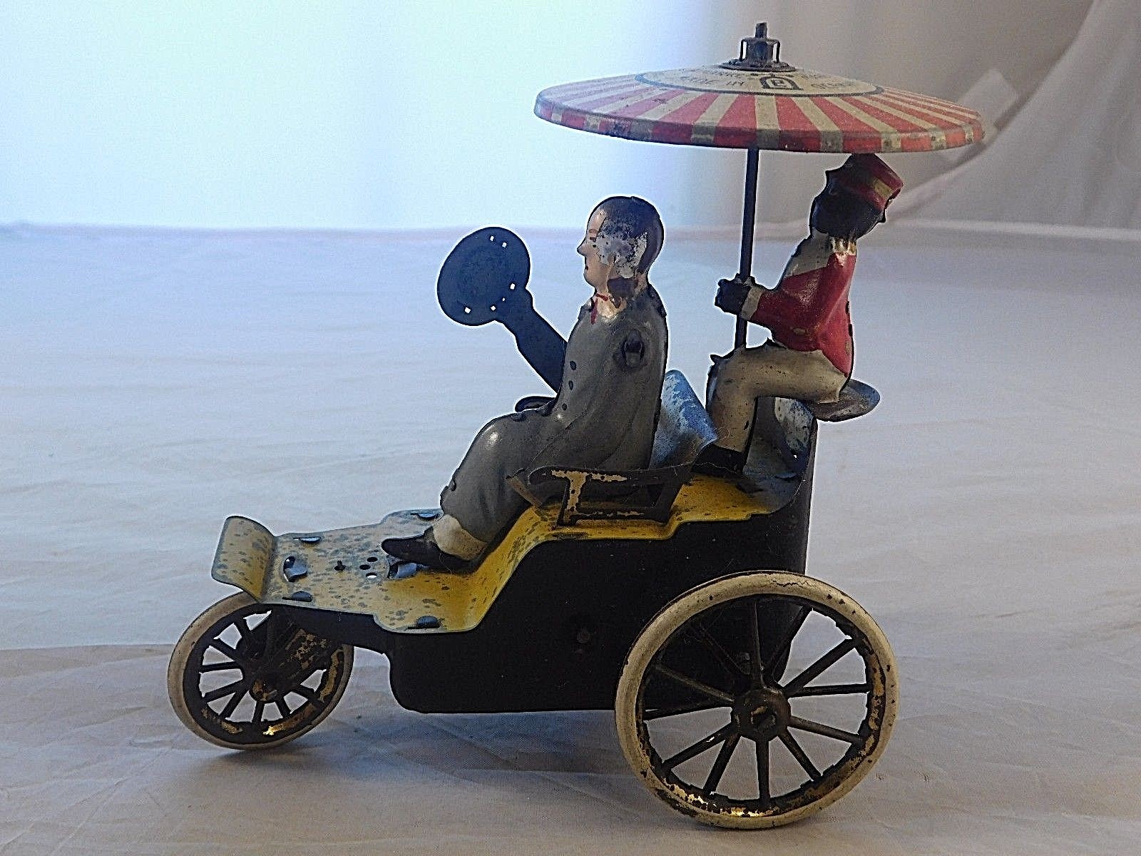 ANTIQUE MARKE LEHMANN DRIVER & RIDER WIND UP TIN TOY AUTO ONKEL MADE in GERMANY