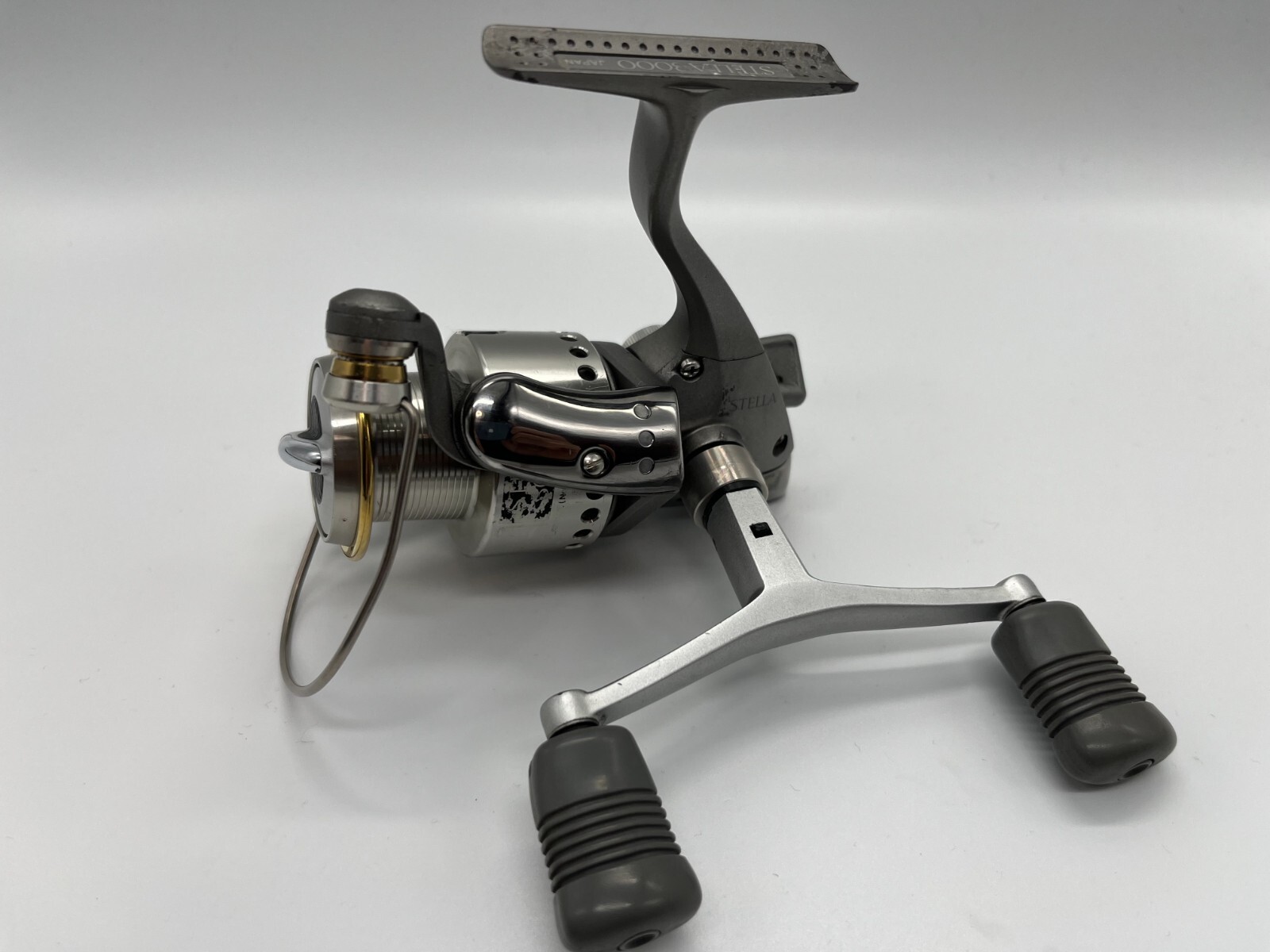 Shimano Stella 3000DH Double Handle Spinning Reel Japan Shimano Stella 3000DH Double Handle Spinning Reel Japan