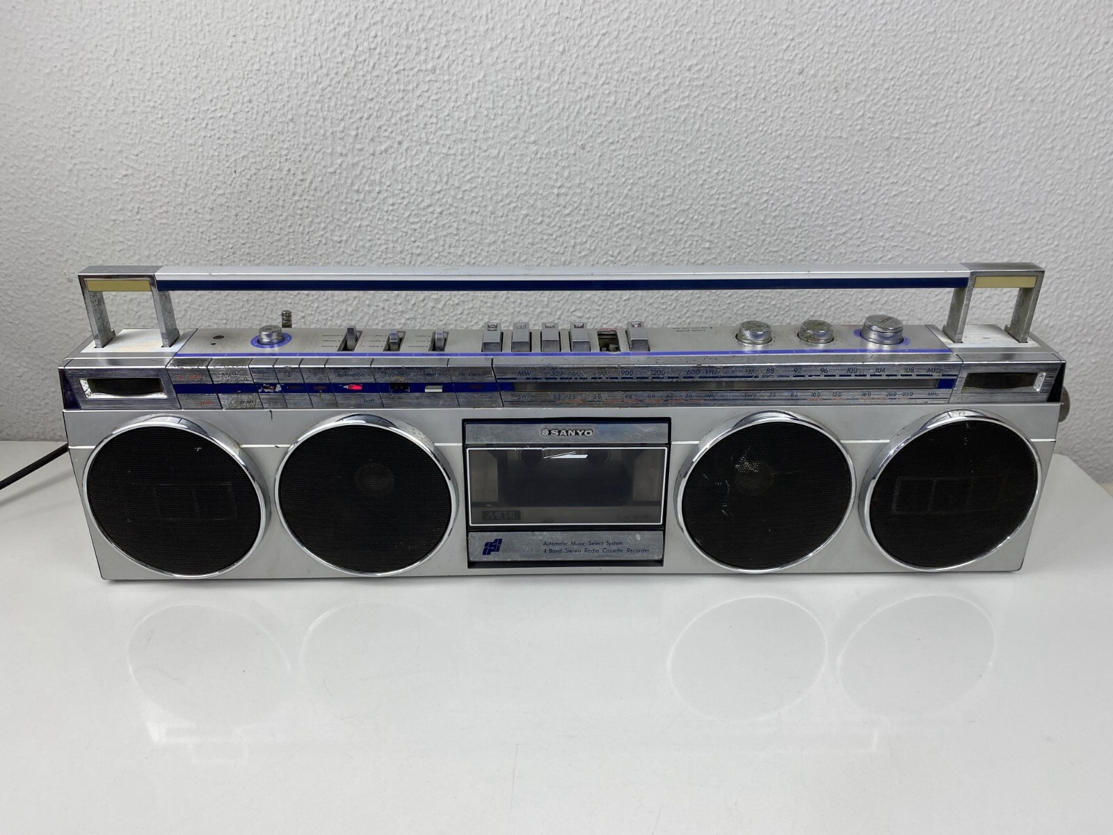 VINTAGE Sanyo M-7830 Stereo Boombox Ghettoblaster Cassette VINTAGE Sanyo M-7830 Stereo Boombox Ghettoblaster Cassette