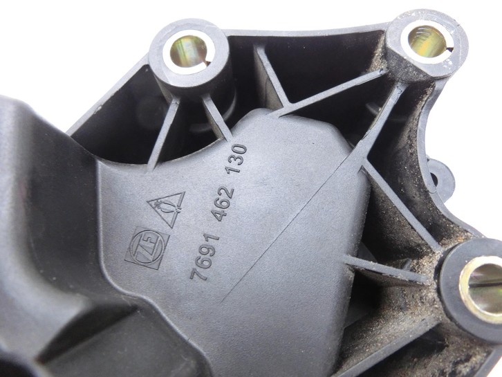 Mercedes R171 SLK 200 04-08 Servo Behälter Servobehälter Servoleitung Mercedes R171 SLK 200 04-08 03.08.2005... Vorschau 4