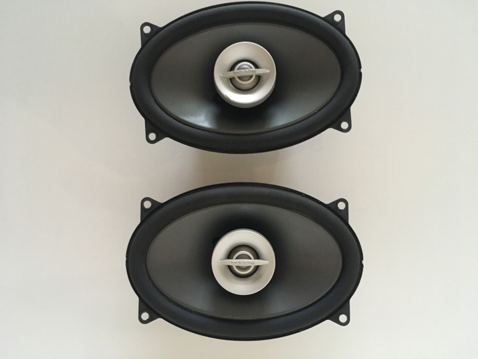 【1382】CURVED SPACE AND INFINITY Amazon.com: Infinity REF8622CFX 6X8 / 5X7 360W Reference