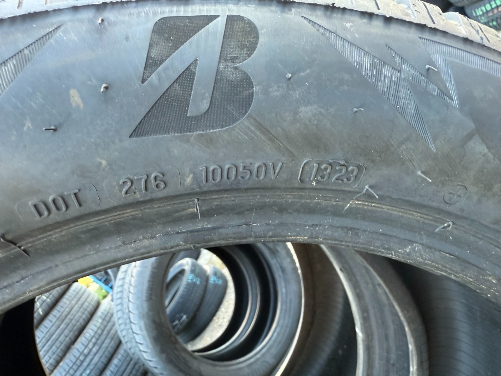 New 255 50 19 Bridgestone, Blizzak LM005, AO, 103T, x1 Tyre (F1_tyres) YD286
