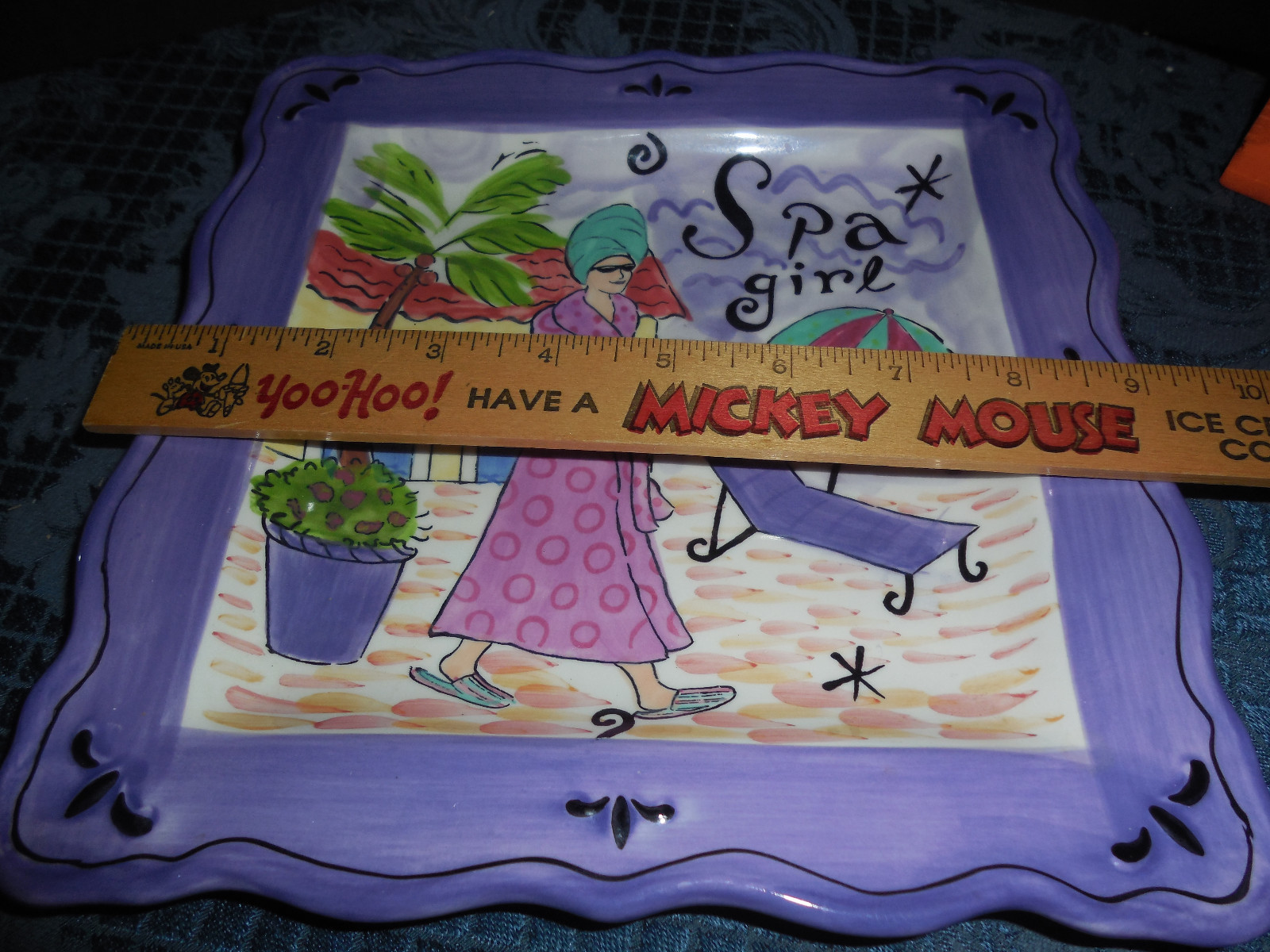 CERTIFIED INTERNATIONAL SERVING PLATE *SPA GIRL*    EUC