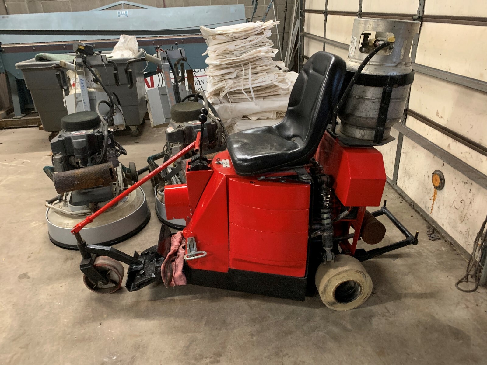 BRONCO SCRAPER-260P PROPANE FLOOR TILE SCRAPING MACHINE-RIDE ON, TAYLOR TOOLS