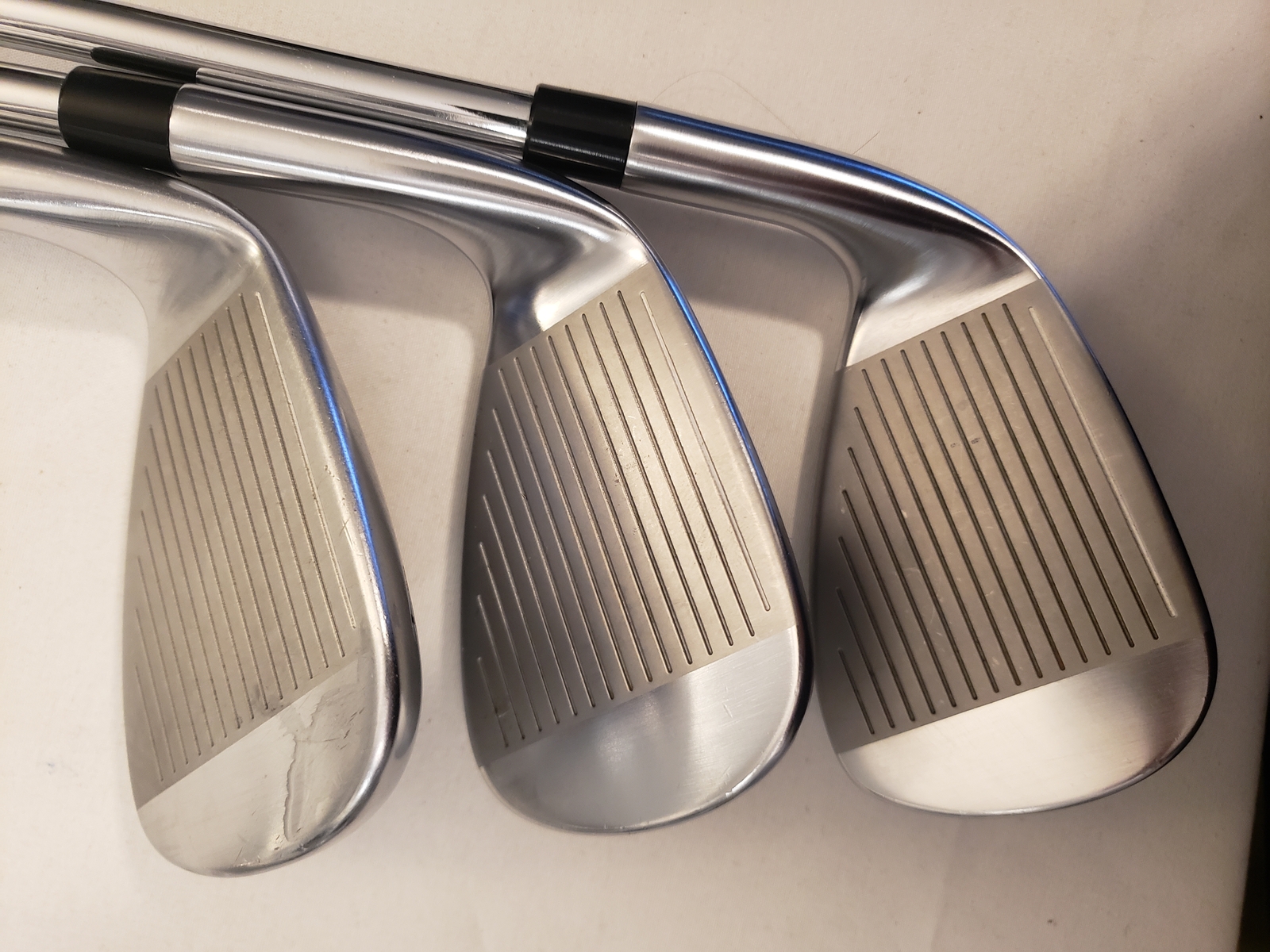 Used TaylorMade Qi 2024 Iron Set (5-PW, AW) 7 Irons - KBS MAX MT 85 Stiff - RH