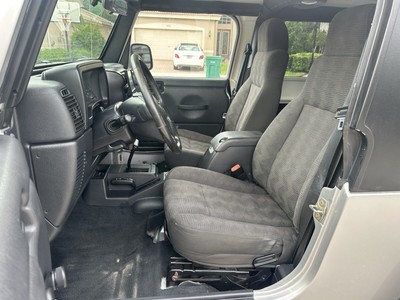 image 4 of interior