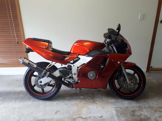 Honda cbr250rr mc22