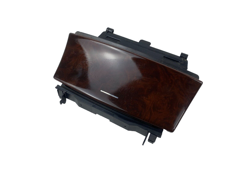 Mercedes Benz  W203 C-Klasse Ablagefach Aschenbecher Ascher A2036800852