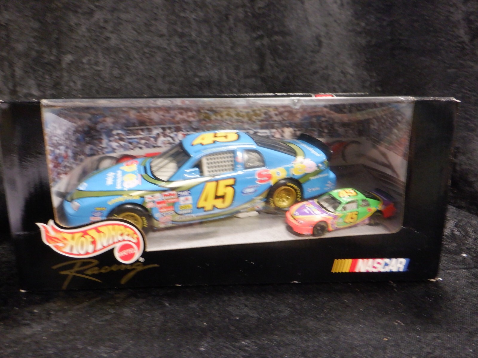 まとめ売り HotWHEELS ナスカーレーシング Diecast - Hot Wheels Racing Nascar #45 2-Pack Spree - New In