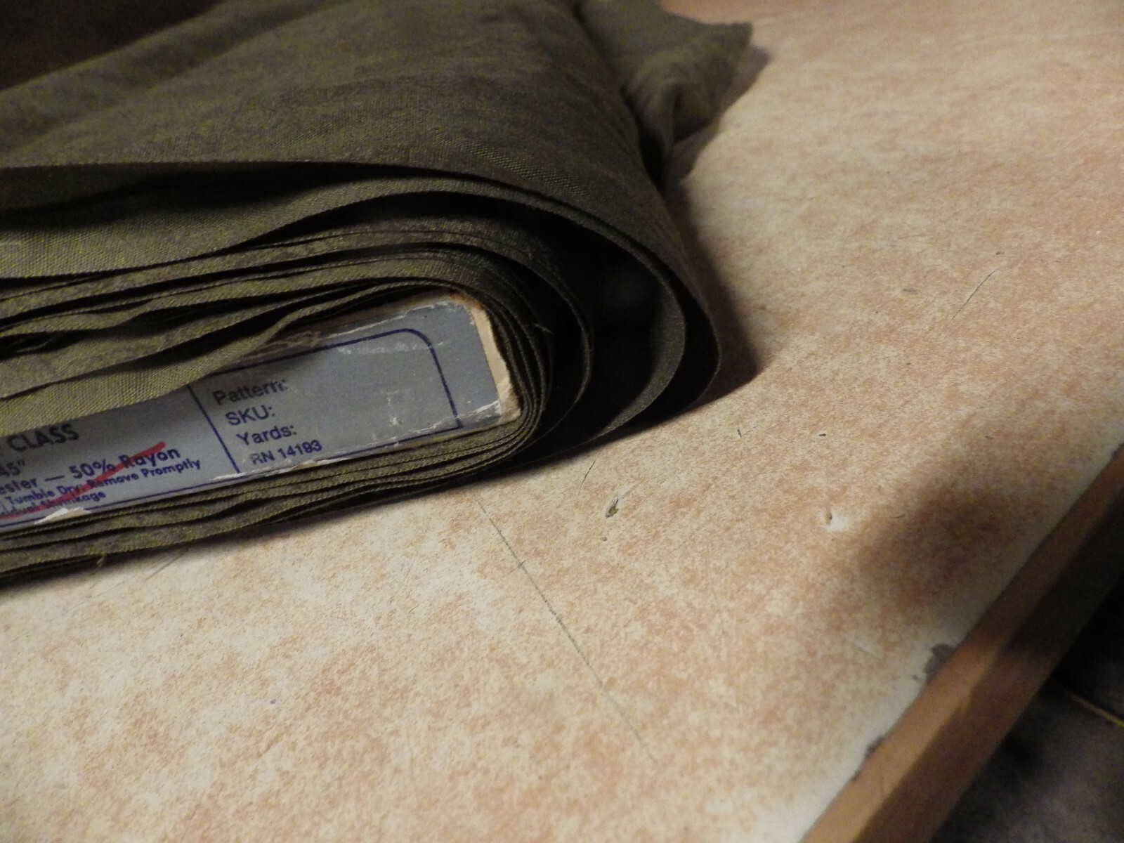 LARGE VINTAGE NOS upholstery fabric CLOTHING  LOT GREEN FLORAL RAYON POLYESTER