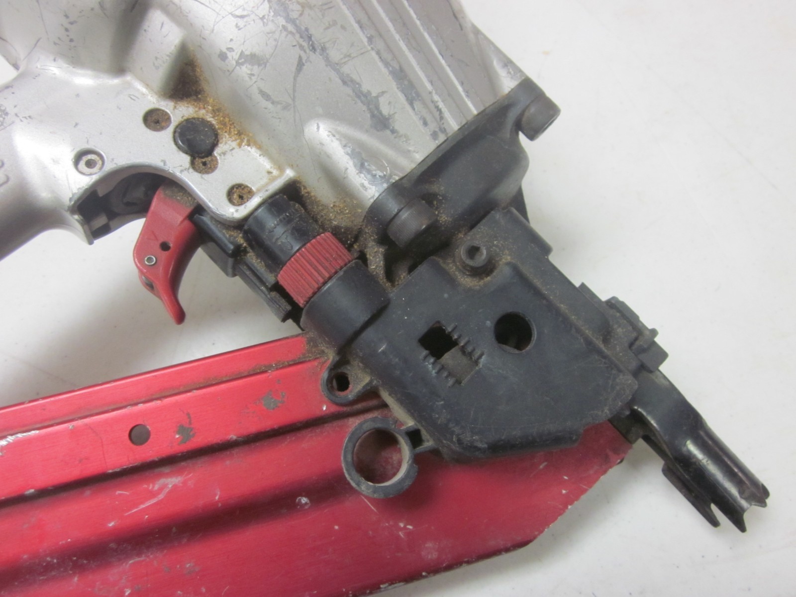 MAX SuperFramer FRAMING NAILER SN883CH/34