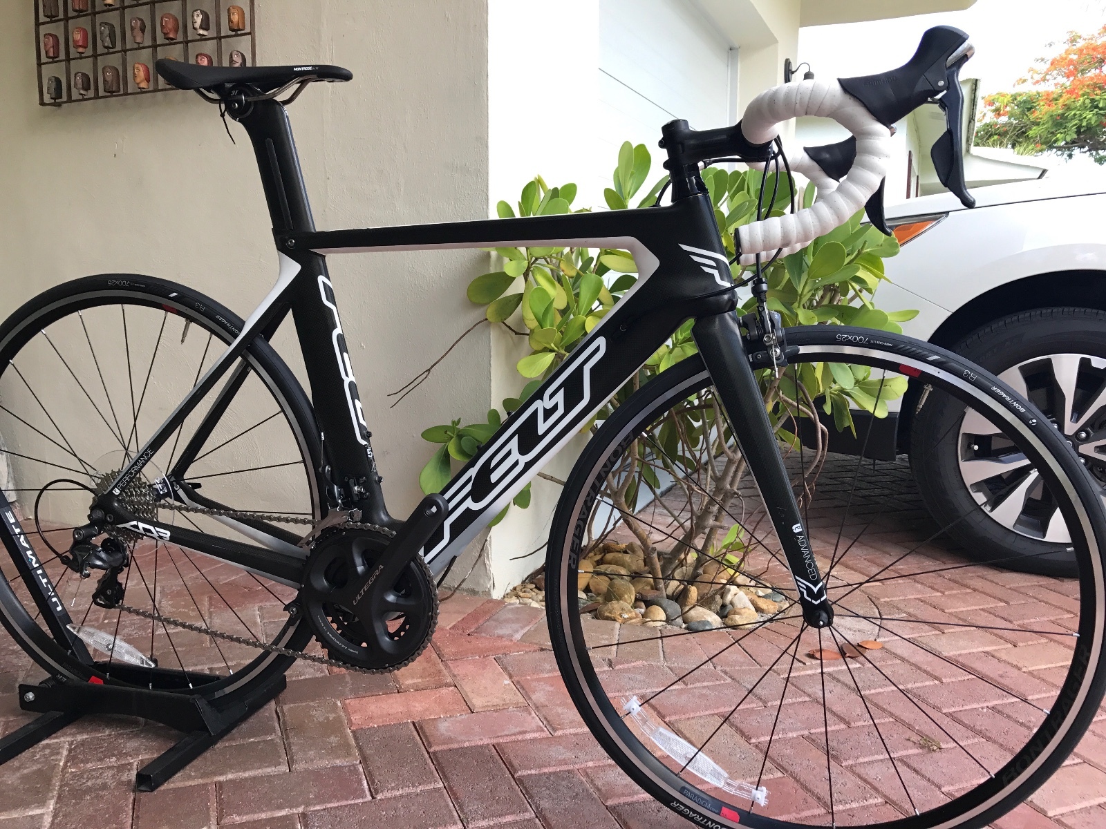 Felt AR3 54cm Road - Brand new Ultegra Groupset, Carbon Handlebars, stem, seat