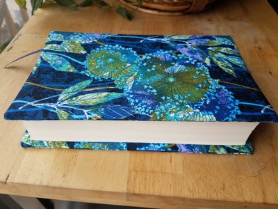 Book Cover - Alcoholics Anonymous - AA Big Book - Flora