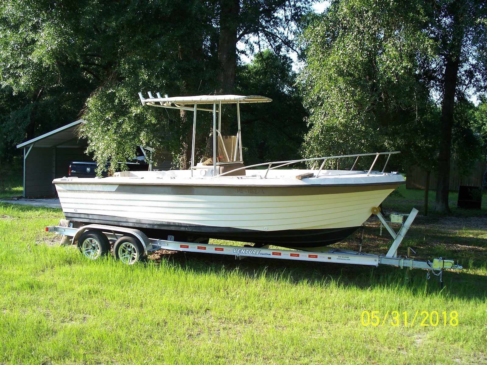 Grady White Center Console Boat